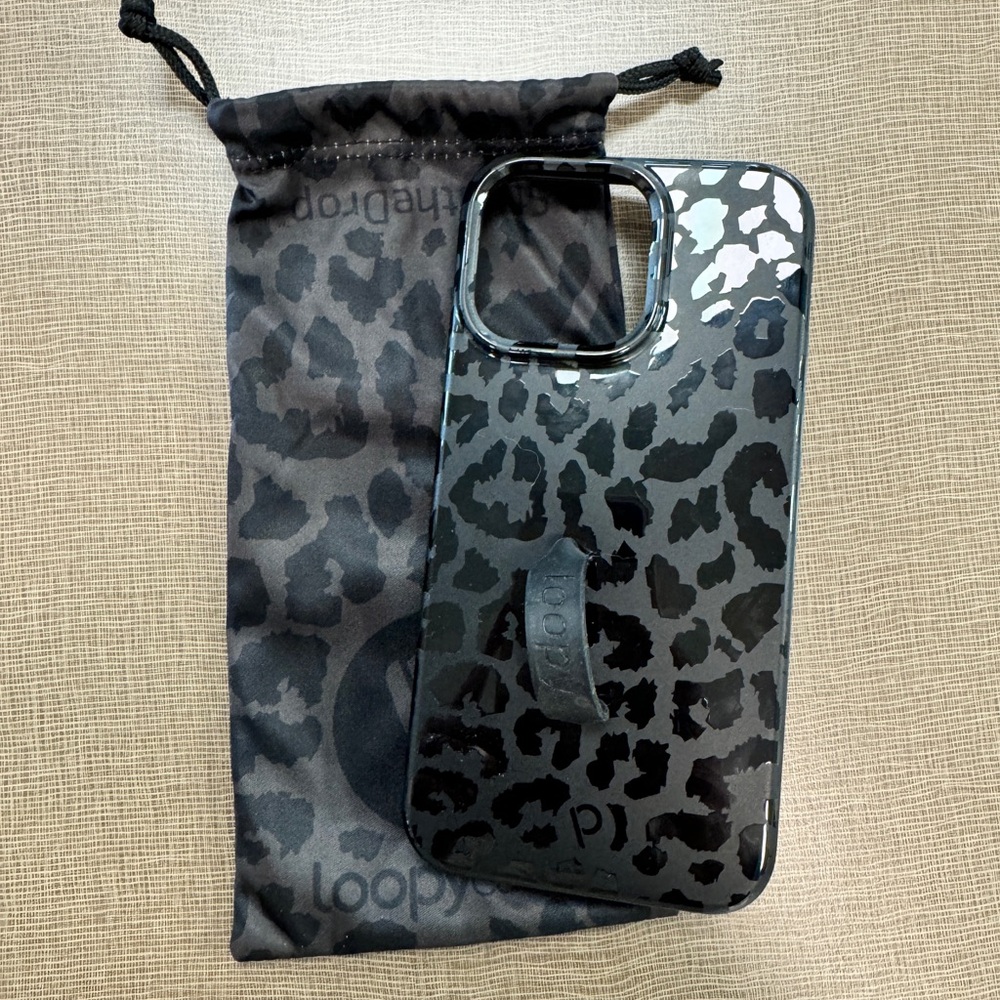 Matte Black Leopard iPhone 15 Pro Max Case 🐆🖤